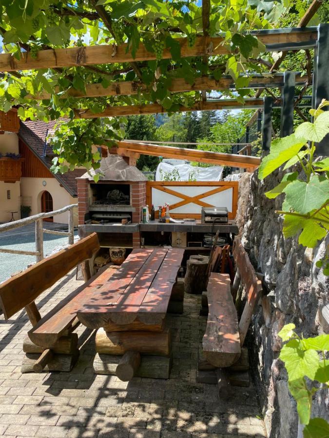 Apartma In Bungalov Jezerci Gozd Martuljek Eksteriør billede